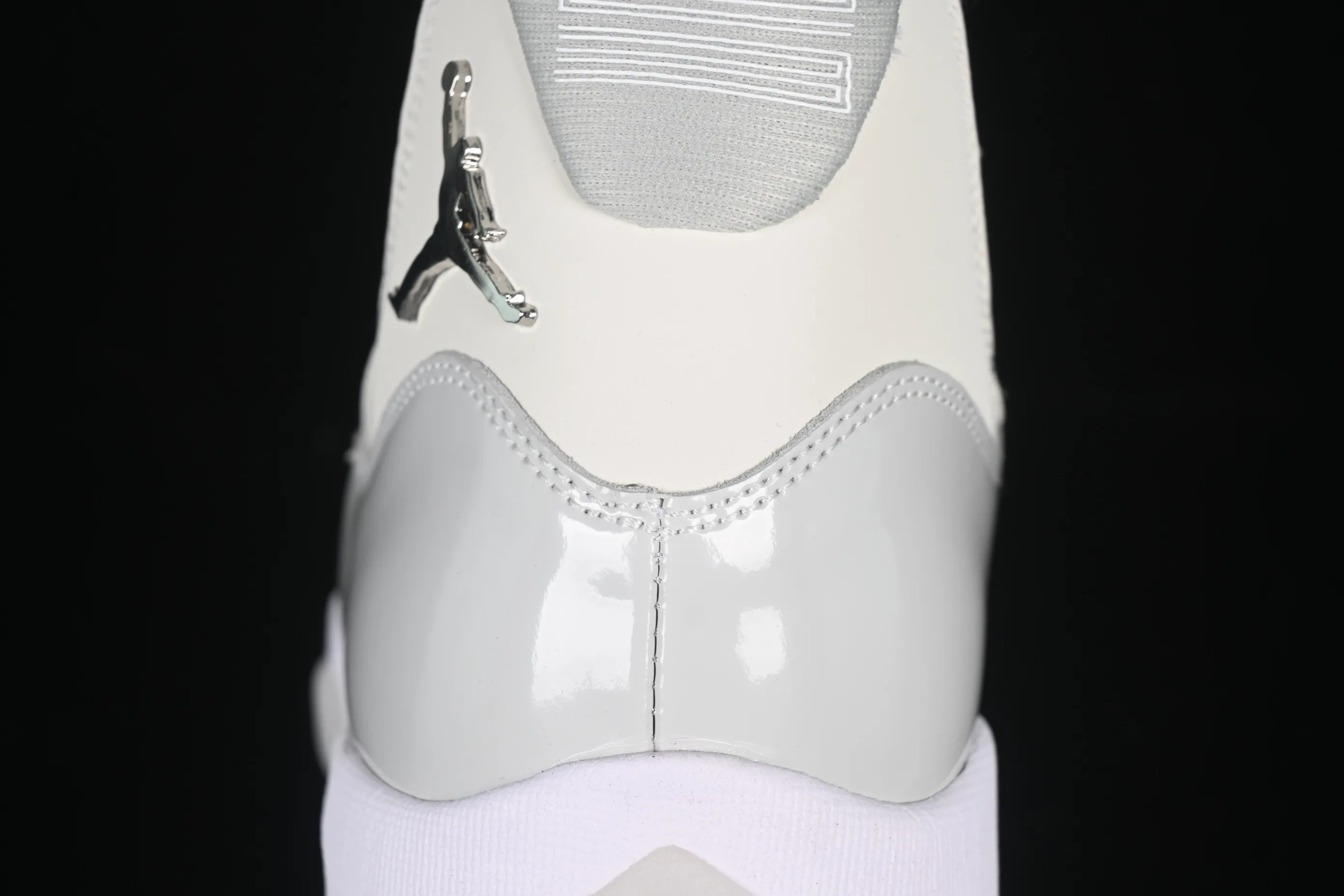 All categories Air Jordan Jordan series basketball shoes Air Jordan 11 Air Jordan 11 Retro "Grand Finale" AJ11 Joe 11 Pearl Gray AR0715-110